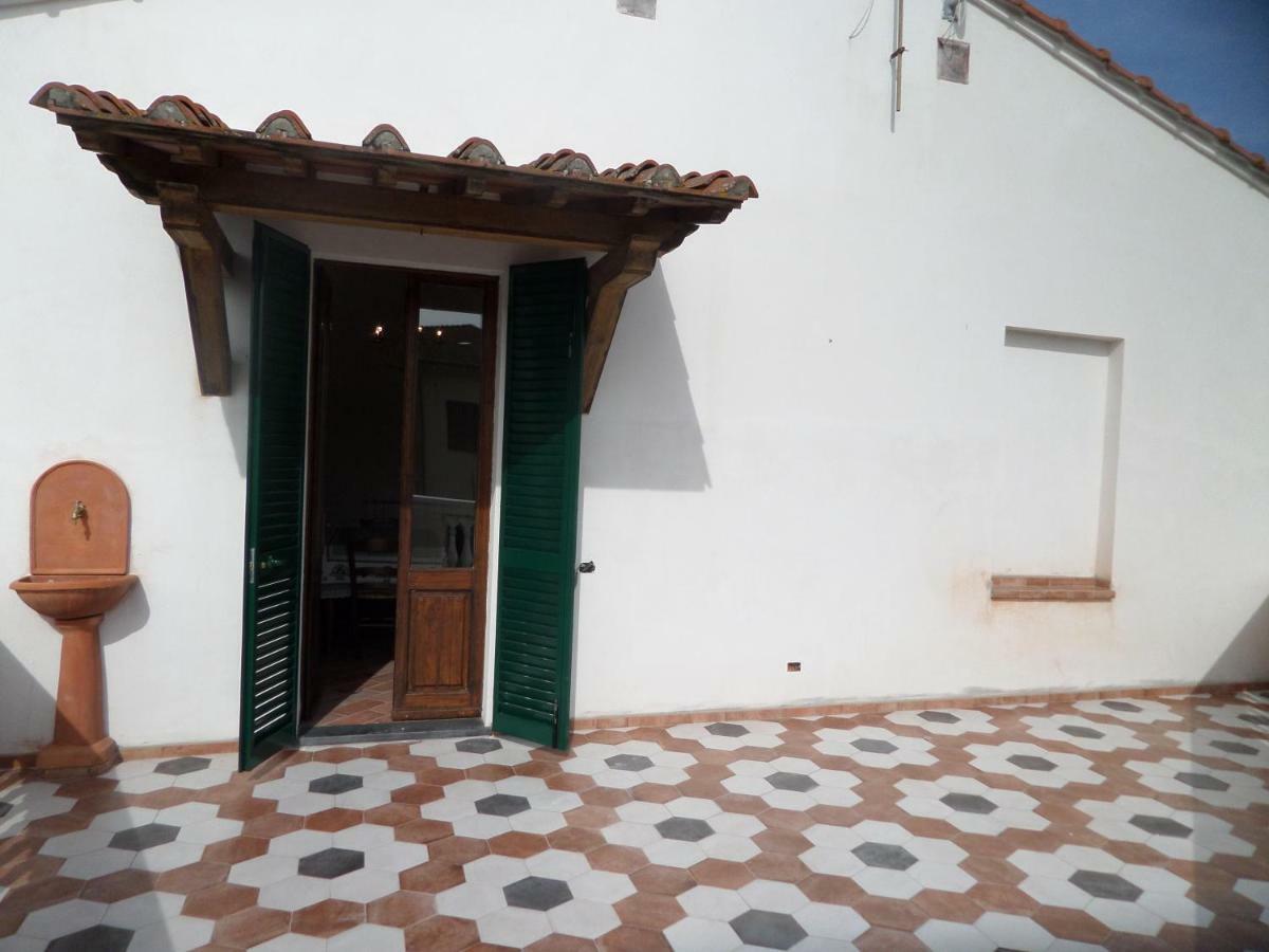 La Terrazza Daire Palaia Dış mekan fotoğraf